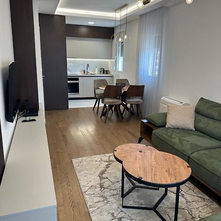 Luxury Apartments D&B Podgorica Ngoại thất bức ảnh