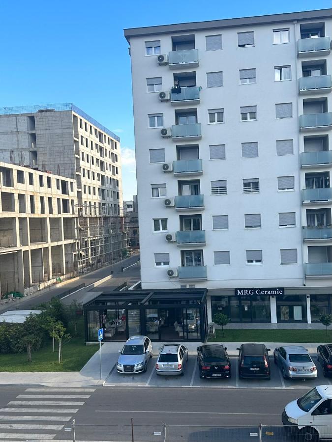 Luxury Apartments D&B Podgorica Ngoại thất bức ảnh