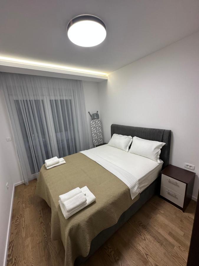 Luxury Apartments D&B Podgorica Ngoại thất bức ảnh