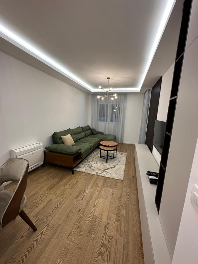 Luxury Apartments D&B Podgorica Ngoại thất bức ảnh