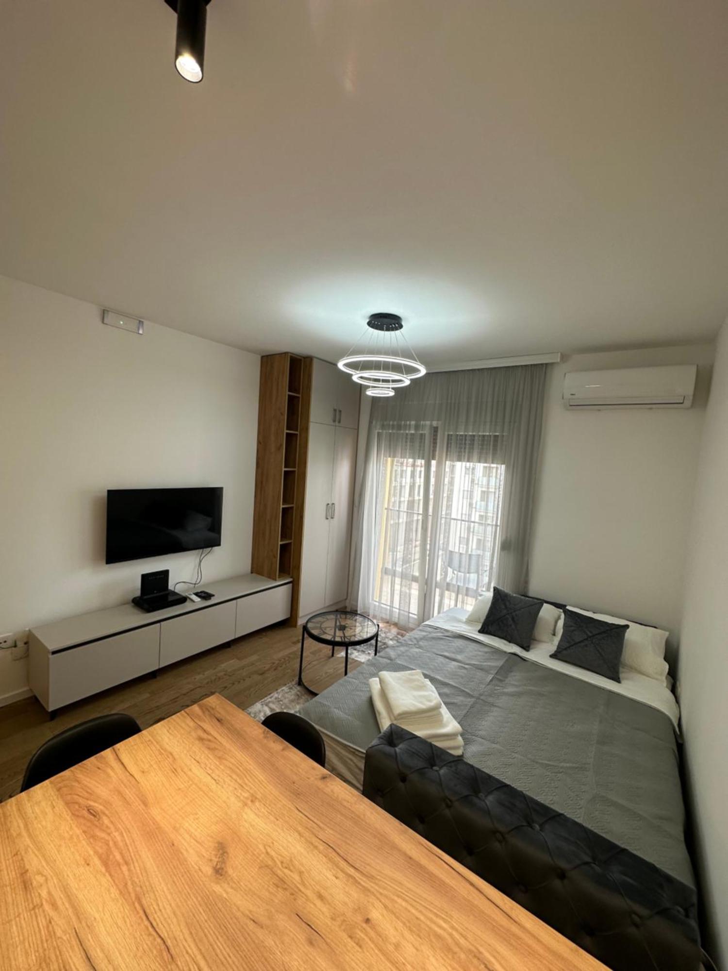 Luxury Apartments D&B Podgorica Ngoại thất bức ảnh