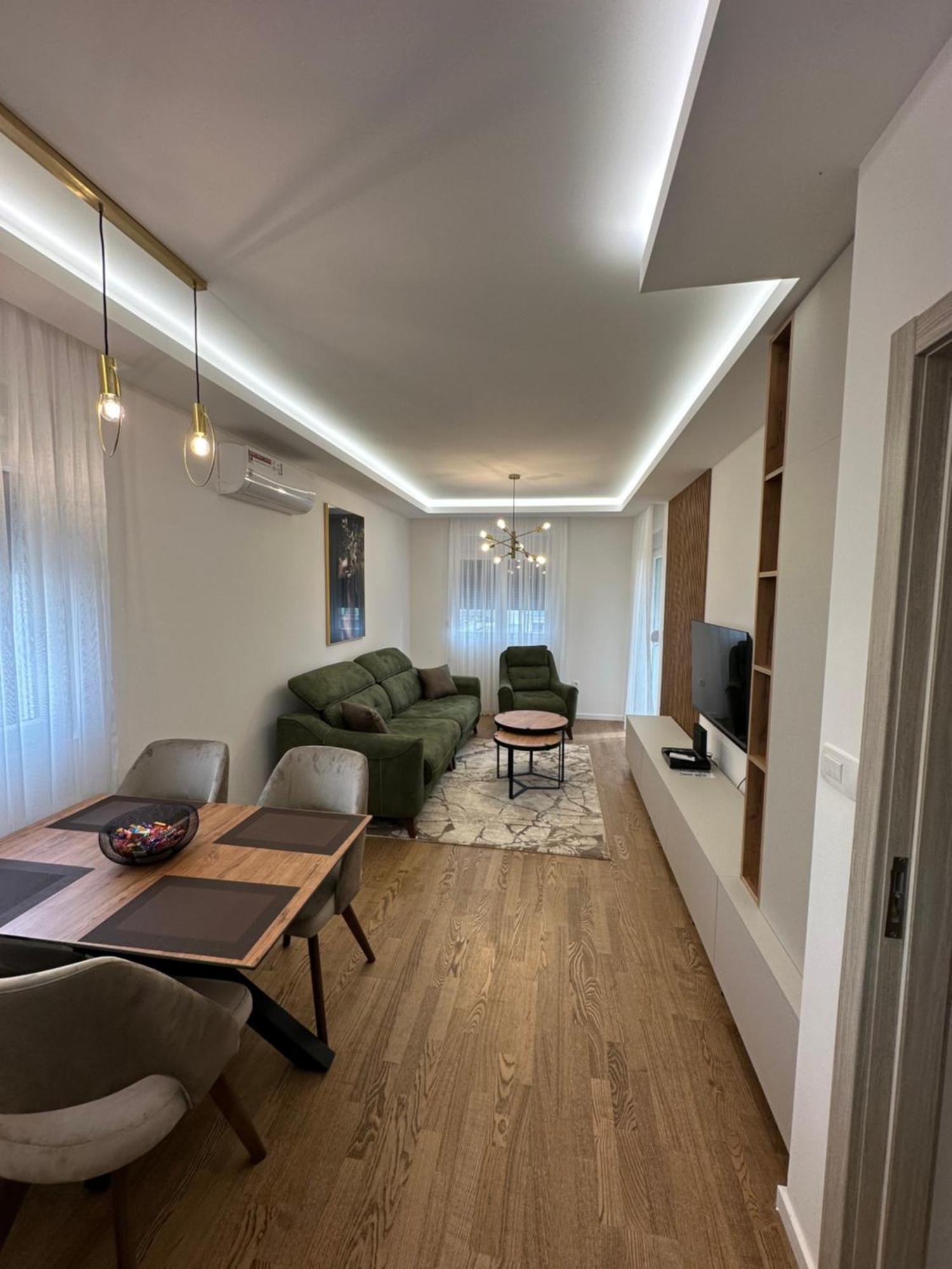 Luxury Apartments D&B Podgorica Ngoại thất bức ảnh