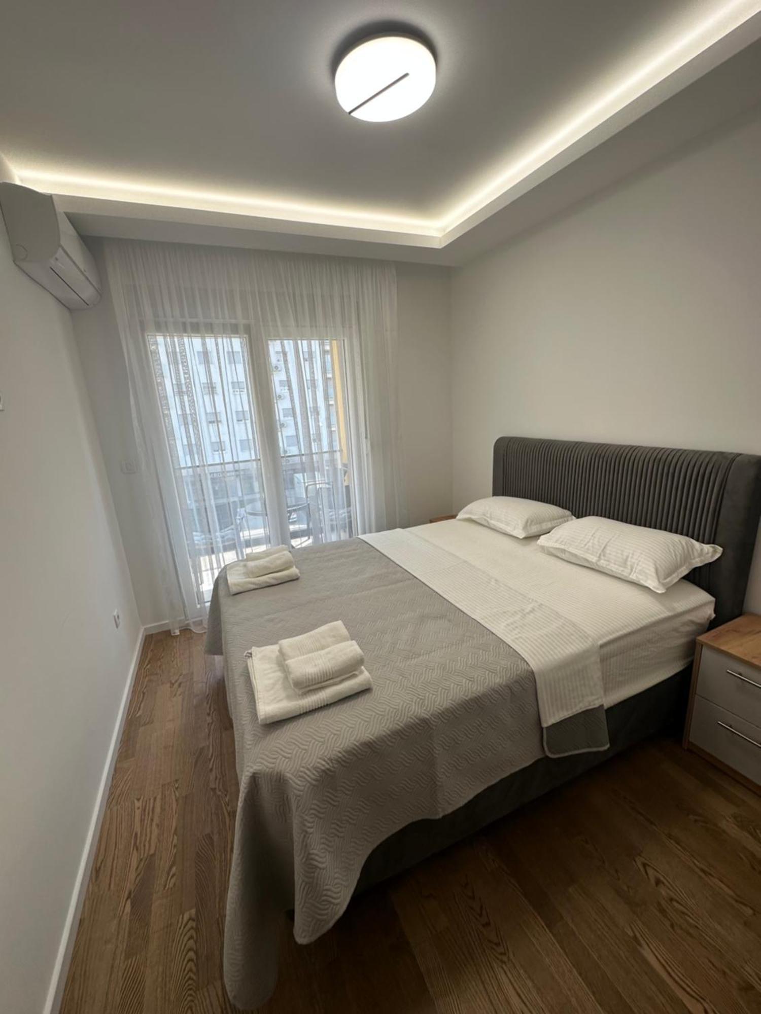 Luxury Apartments D&B Podgorica Ngoại thất bức ảnh