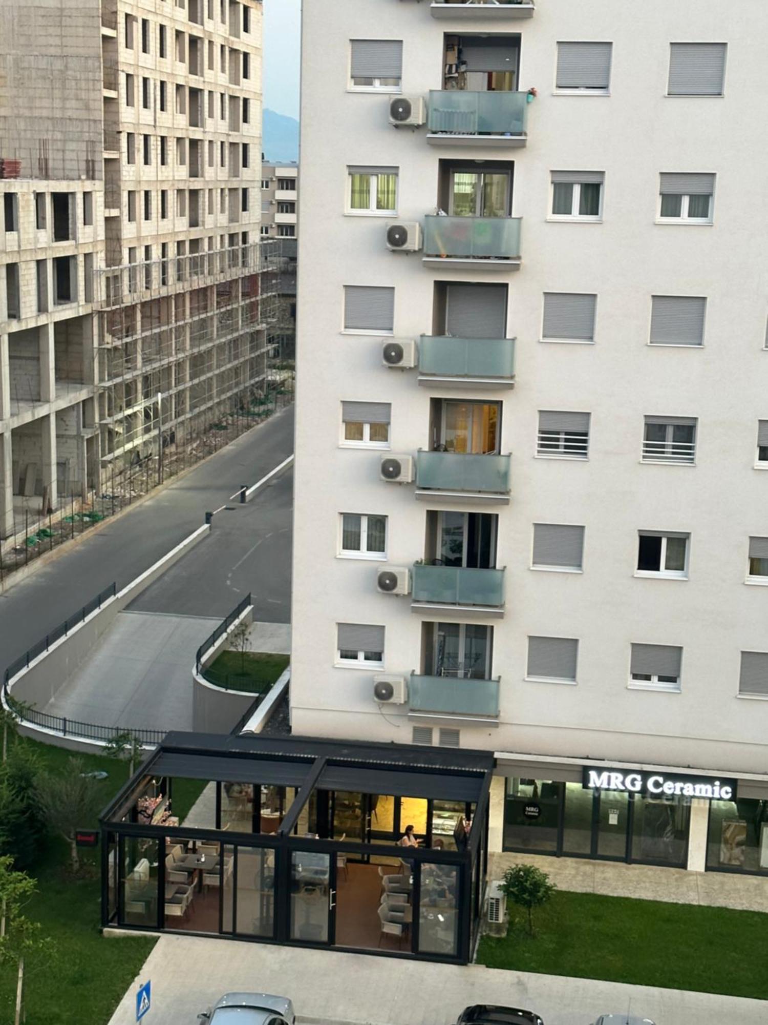 Luxury Apartments D&B Podgorica Ngoại thất bức ảnh